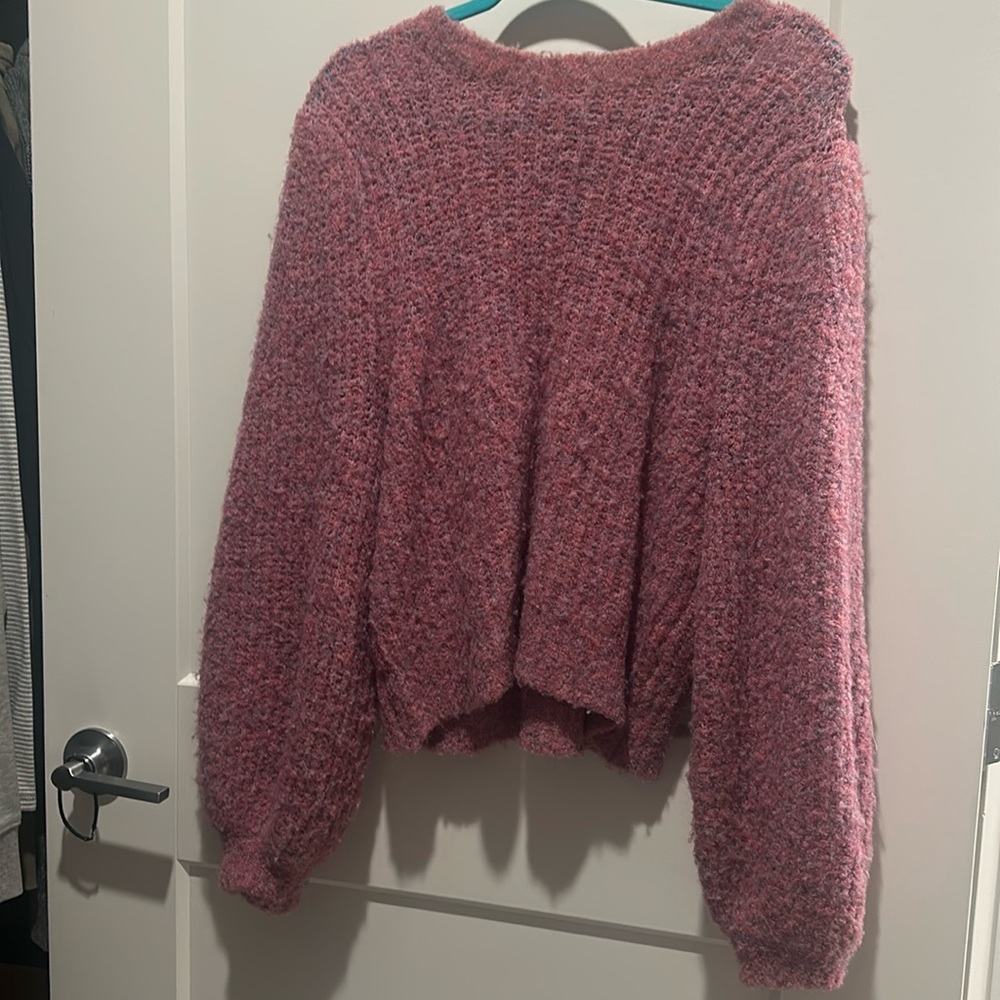 Pink large Vici dolls sweater 🩷
